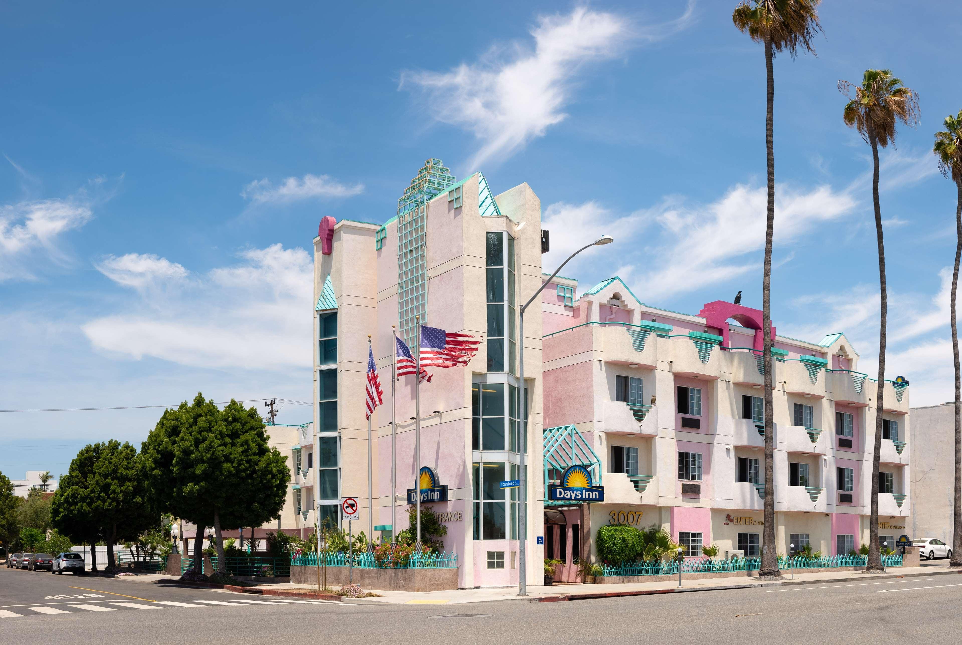 Days Inn By Wyndham Santa Monica Los Angeles Extérieur photo